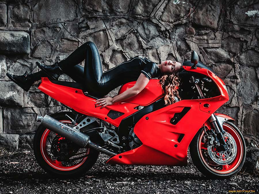 Beautiful girl Beautiful girls and motorcycles in Davao